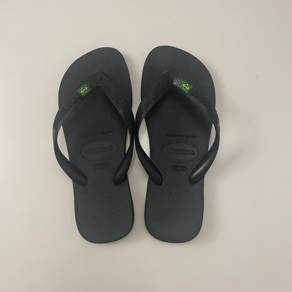 Black Havaianas Flip Flops